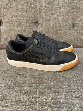 Nike Match Classic Premium Black Sneakers Women’s Size 9.5